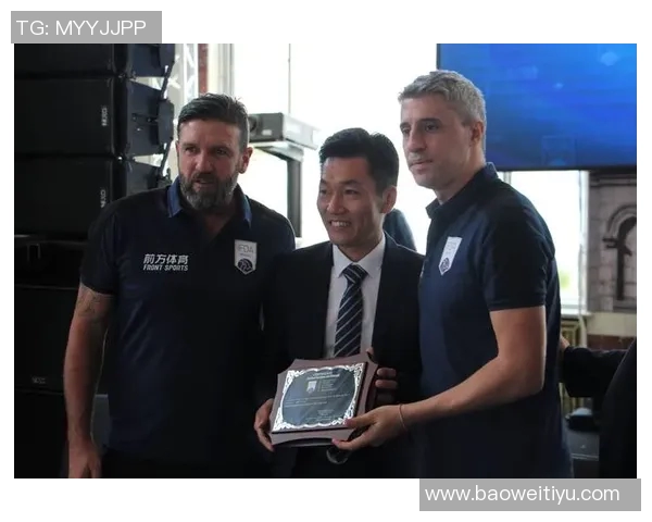 深度对话周强探讨足球人生与欧冠足球的激情与梦想 深度对话周强探讨足球人生与欧冠足球的激情与梦想